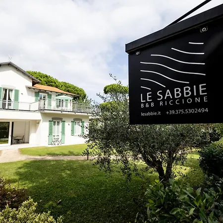 Le Sabbie - In Villino A 50mt Dal Mare ריצ'יונה
