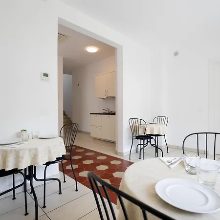 Le Sabbie - In Villino A 50mt Dal Mare 3* ריצ'יונה