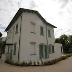 Le Sabbie - In Villino A 50mt Dal Mare Bed & Breakfast 3*