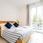 Le Sabbie - In Villino A 50mt Dal Mare Riccione