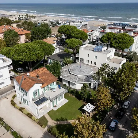 Le Sabbie - In Villino A 50mt Dal Mare Panzió Riccione