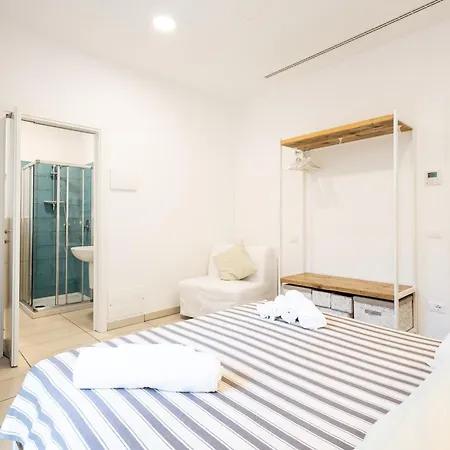 Le Sabbie - In Villino A 50mt Dal Mare Riccione