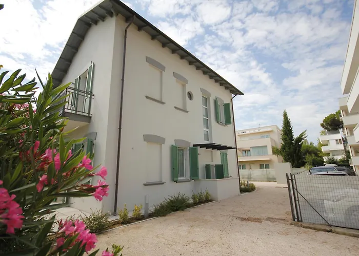 Le Sabbie - In Villino A 50mt Dal Mare 3* Riccione