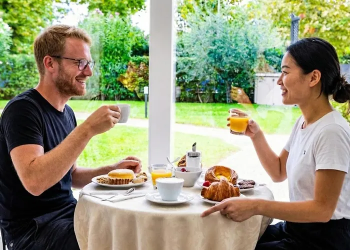 Le Sabbie - In Villino A 50mt Dal Mare Riccione